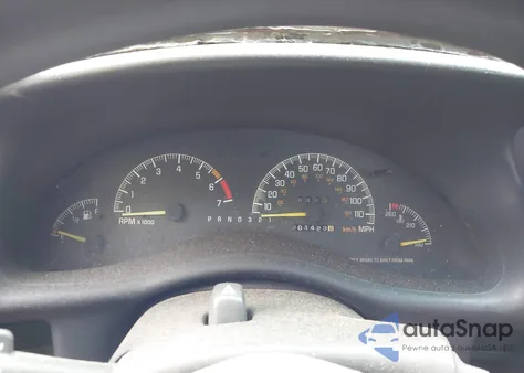 2001 Pontiac Grand Prix Se from USA, damaged, VIN 1G2WK52J21F162657